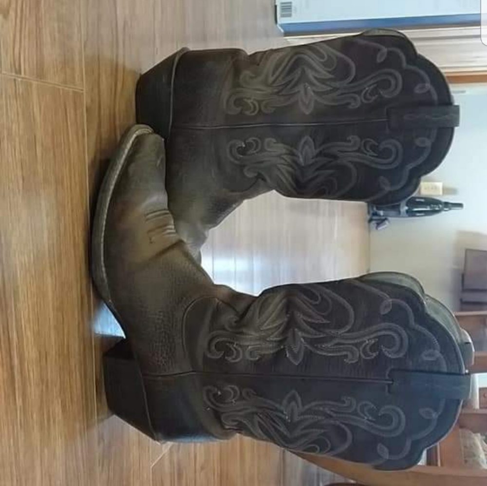 Women's Ariat Cowboy Boots